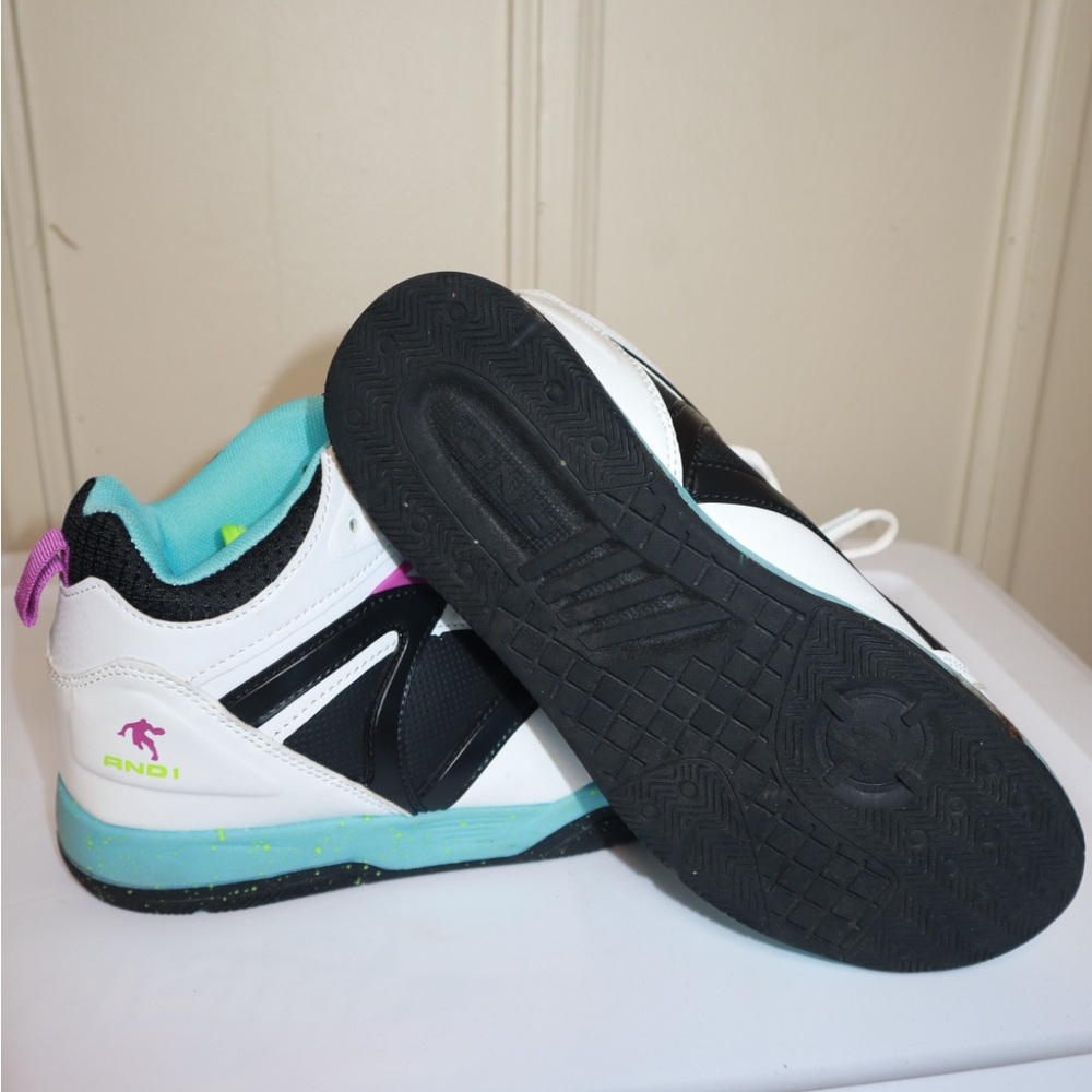 AND1 Big Boys Lace-up Basketball Sneakers, Size 6